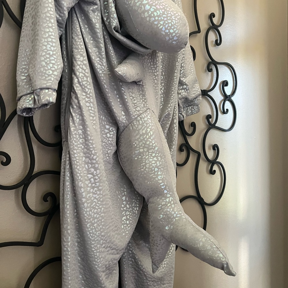 Shark Costume - Picture 5 of 12